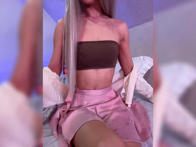 модель HollyPolly111