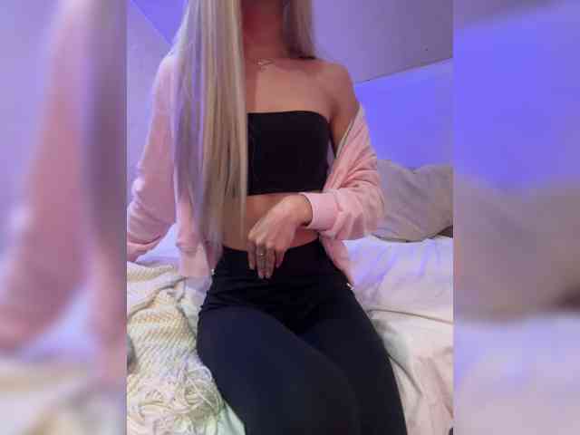 PauLiiine webcam
