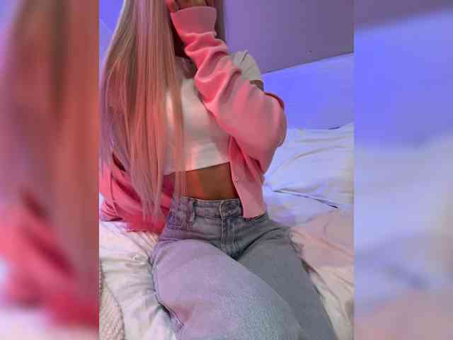 PauLiiine webcam