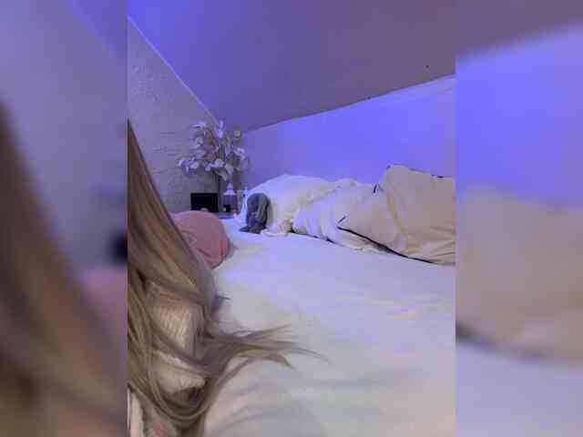 PauLiiine webcam