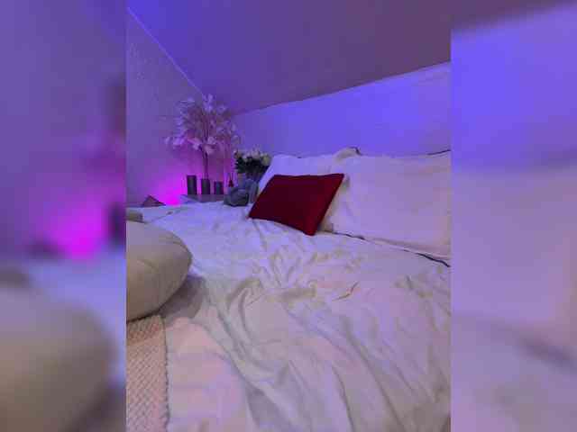 PauLiiine webcam