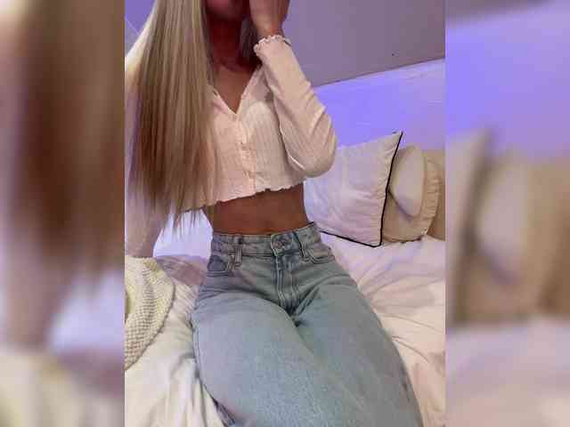 PauLiiine webcam