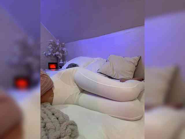 PauLiiine webcam