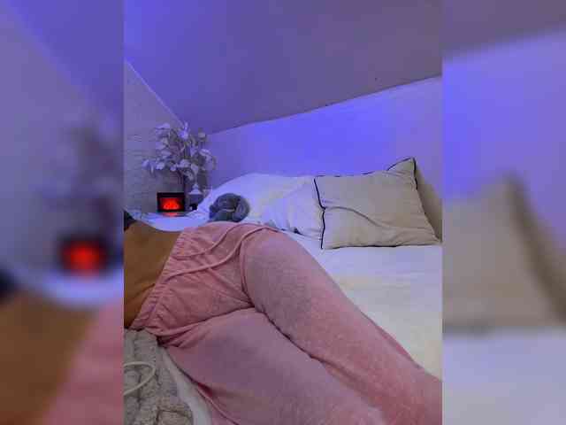 PauLiiine webcam