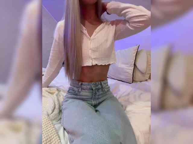 PauLiiine webcam