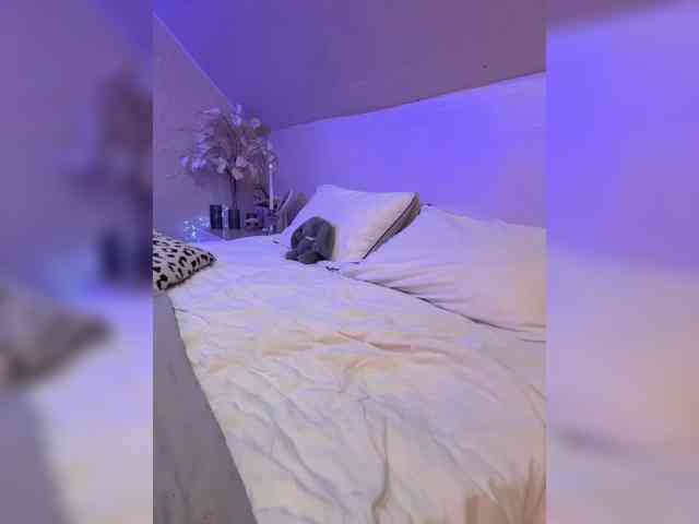 PauLiiine webcam