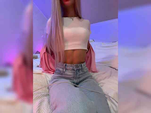 PauLiiine webcam