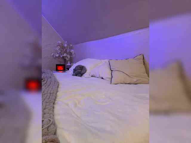 PauLiiine webcam