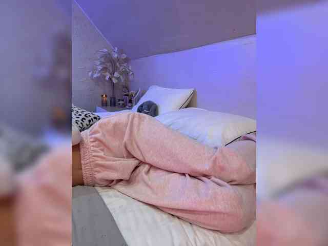 PauLiiine webcam