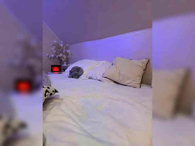 PauLiiine webcam