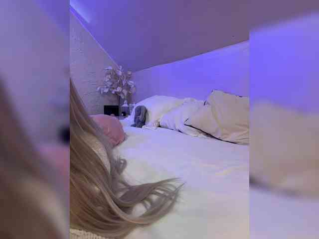 PauLiiine webcam