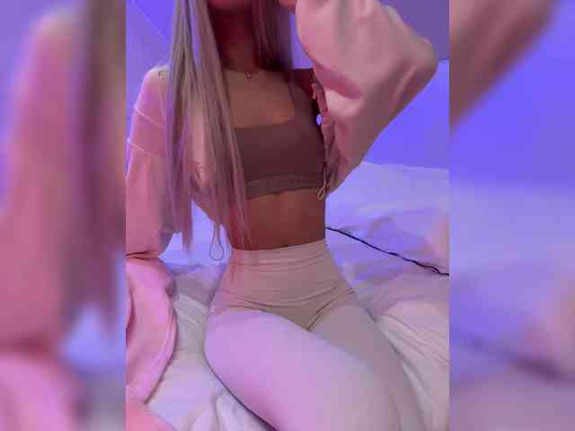 PauLiiine webcam