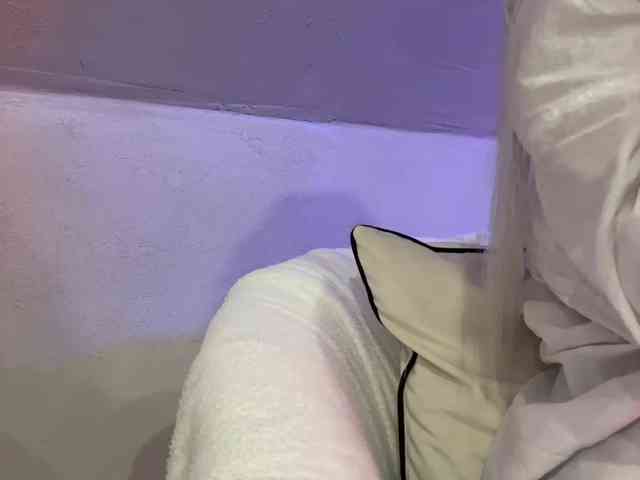 To_contemplate webcam