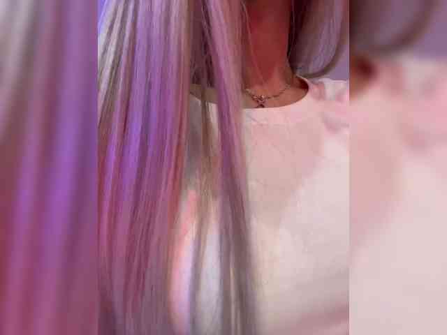 PauLiiine webcam
