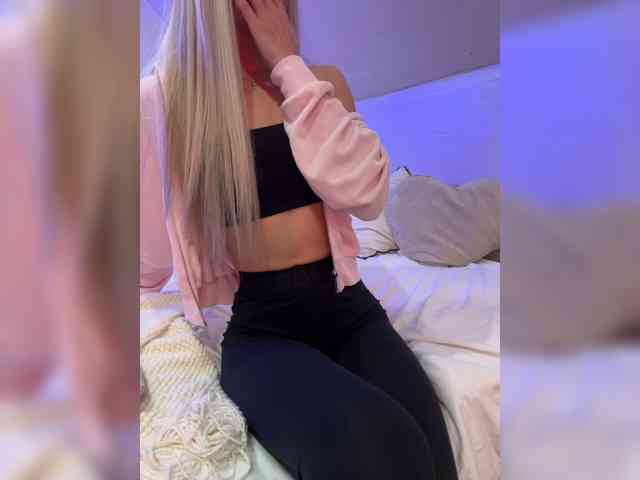 PauLiiine webcam