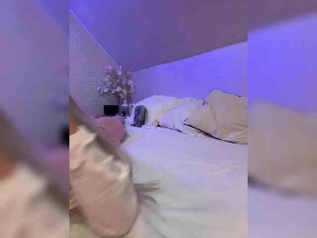 PauLiiine webcam