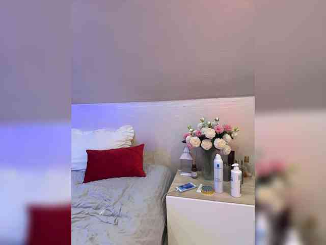 PauLiiine webcam