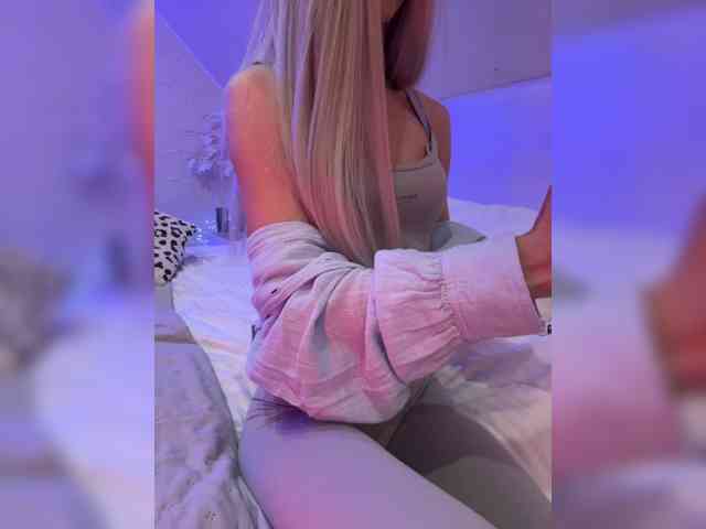 PauLiiine webcam
