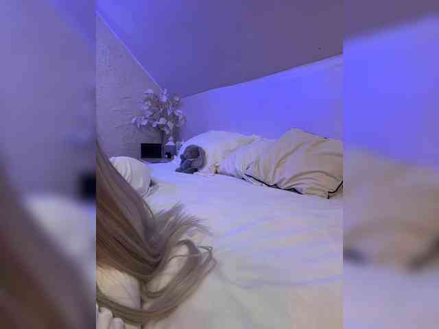 PauLiiine webcam