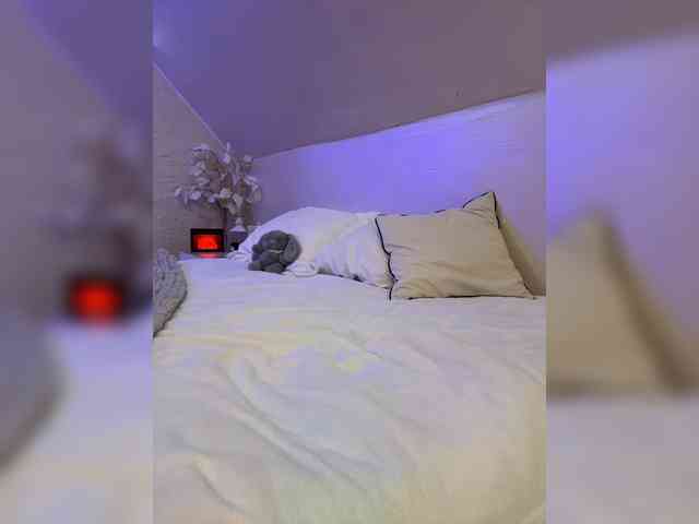 PauLiiine webcam