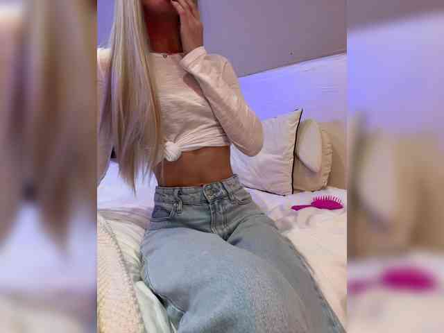PauLiiine webcam