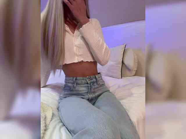 PauLiiine webcam
