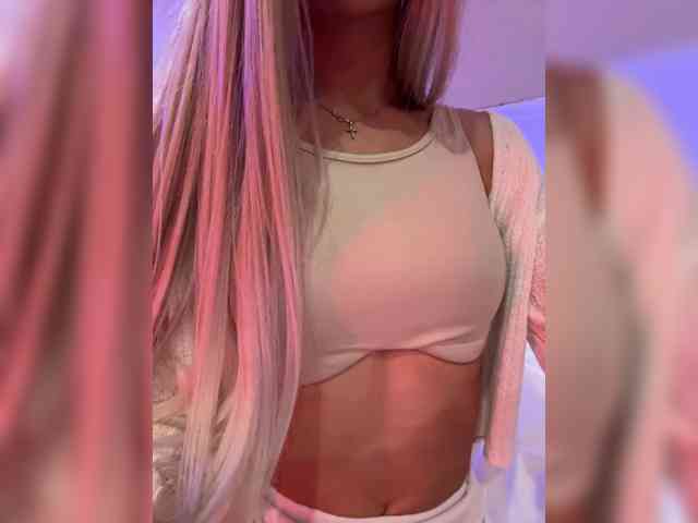 PauLiiine webcam