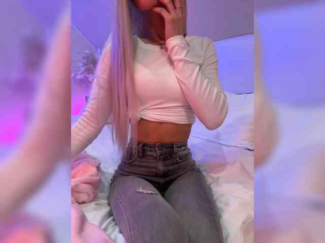 PauLiiine webcam