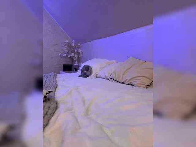 PauLiiine webcam
