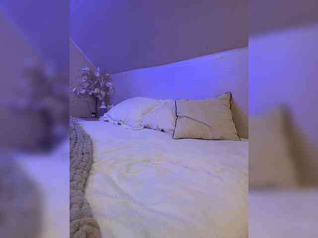 PauLiiine webcam