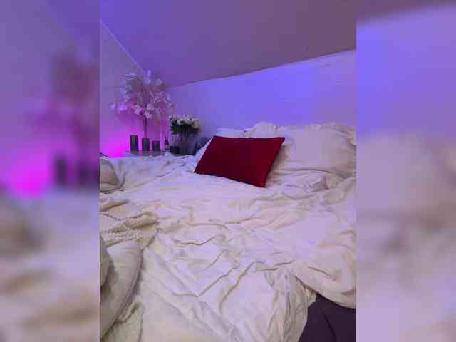 PauLiiine webcam