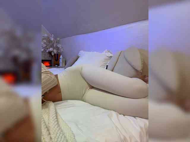 PauLiiine webcam