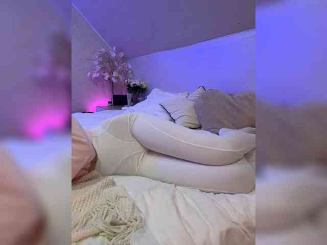 PauLiiine webcam