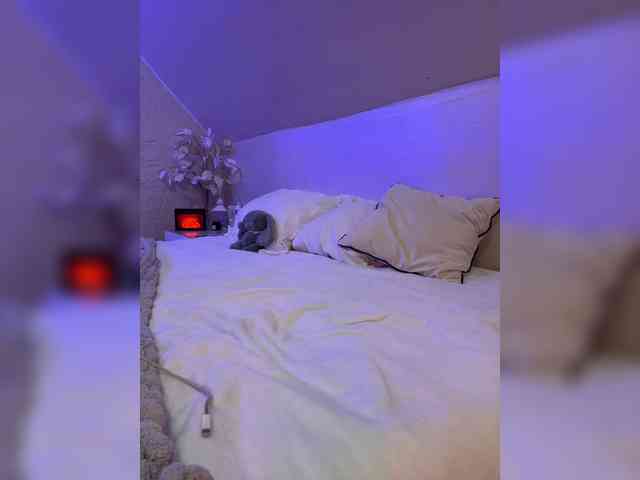 PauLiiine webcam