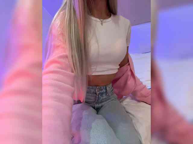 PauLiiine webcam