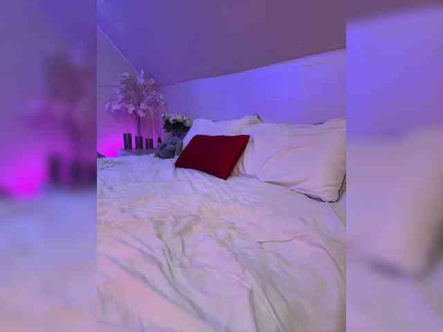 PauLiiine webcam