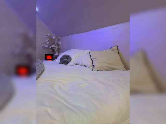 PauLiiine webcam