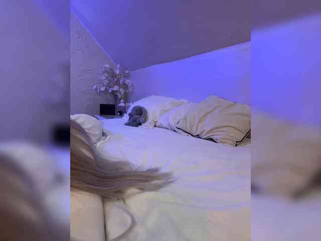 PauLiiine webcam