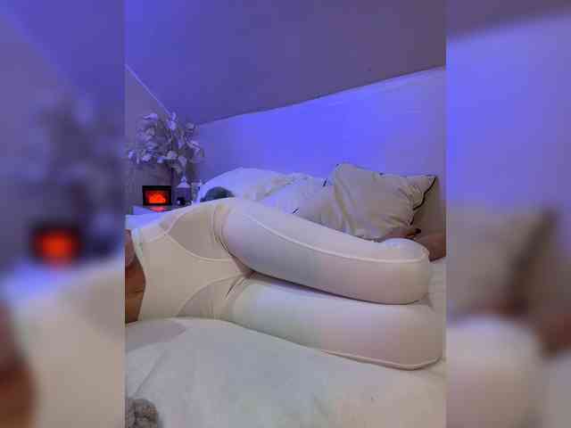 PauLiiine webcam