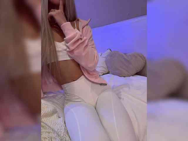 PauLiiine webcam