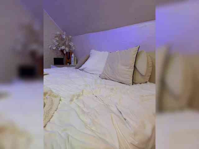 PauLiiine webcam