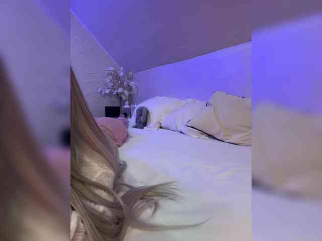 PauLiiine webcam