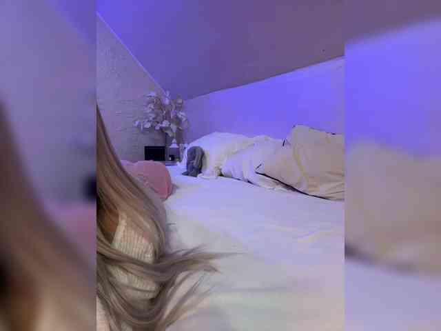 PauLiiine webcam