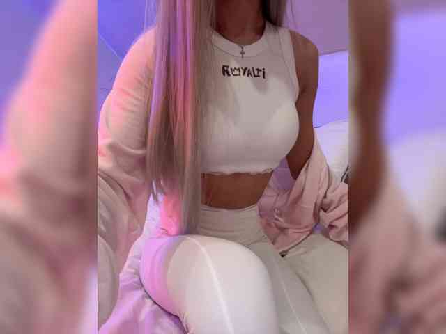 PauLiiine webcam