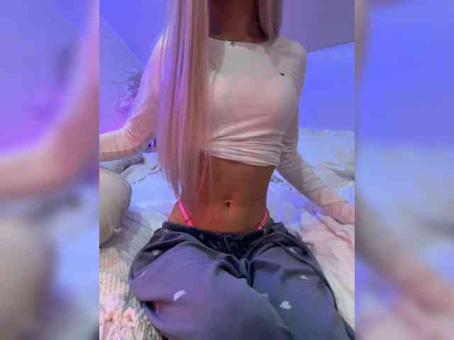 PauLiiine webcam