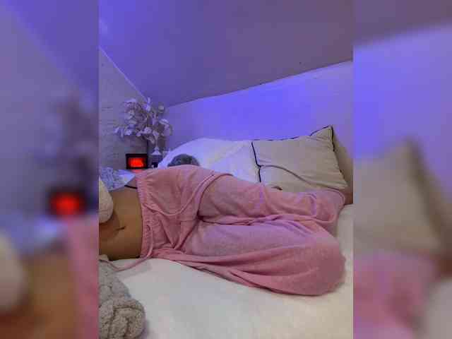 PauLiiine webcam