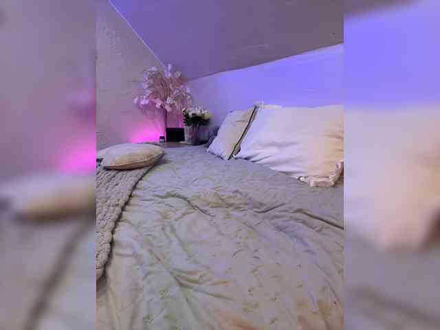 PauLiiine webcam