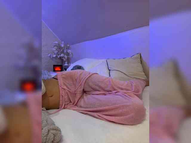 PauLiiine webcam