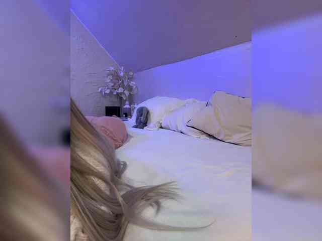 PauLiiine webcam