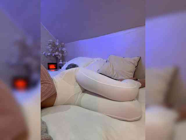 PauLiiine webcam